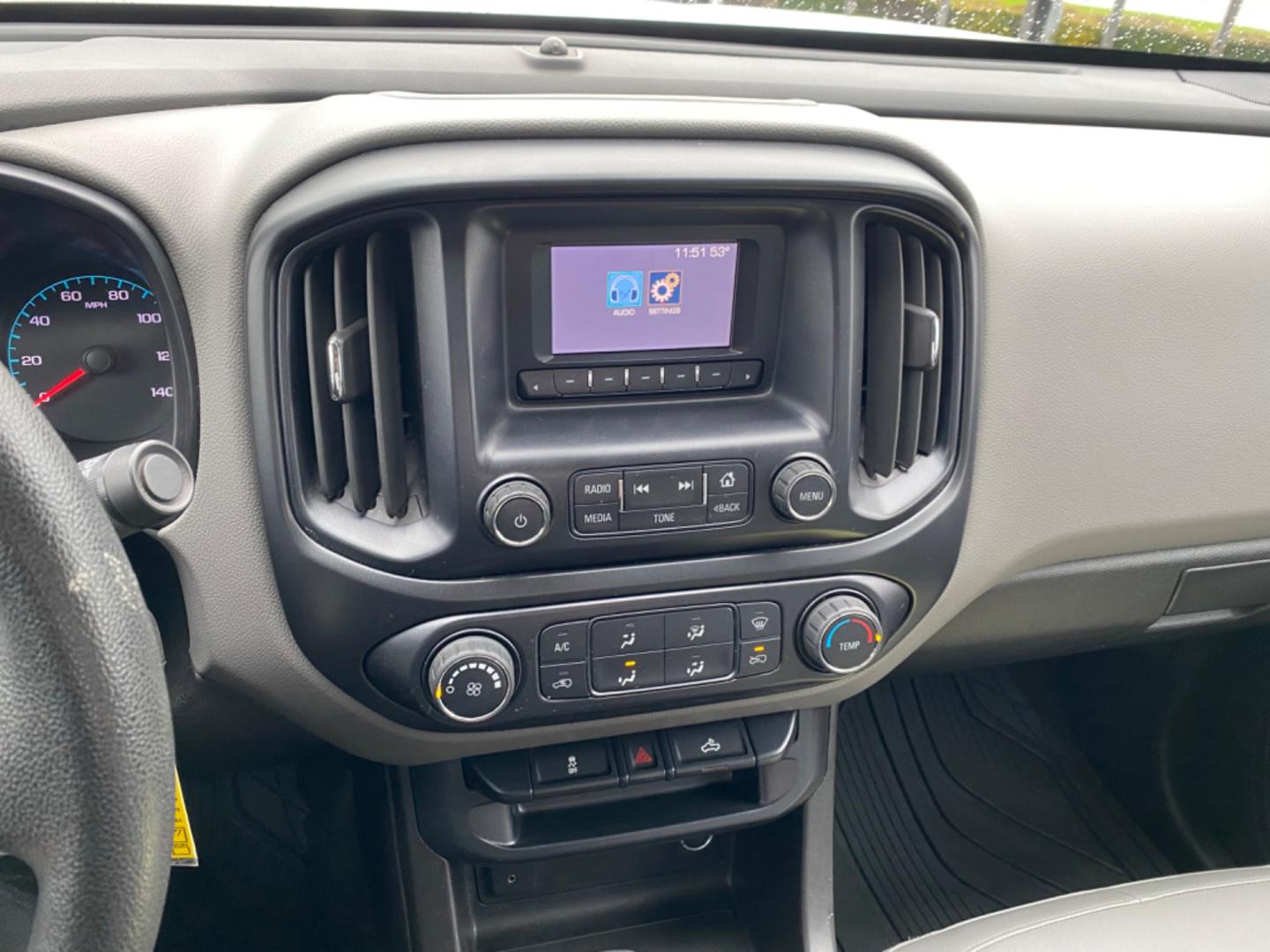 2015 WHITE Chevrolet Colorado WT Ext. Cab 2WD (1GCHSAEA6F1) with an 2.5L L4 DOHC 16V GAS engine, 6-Speed Automatic transmission, located at 420 I-35E, Lancaster, TX, 75146, (469) 297-4144, 32.593929, -96.823685 - Photo#8